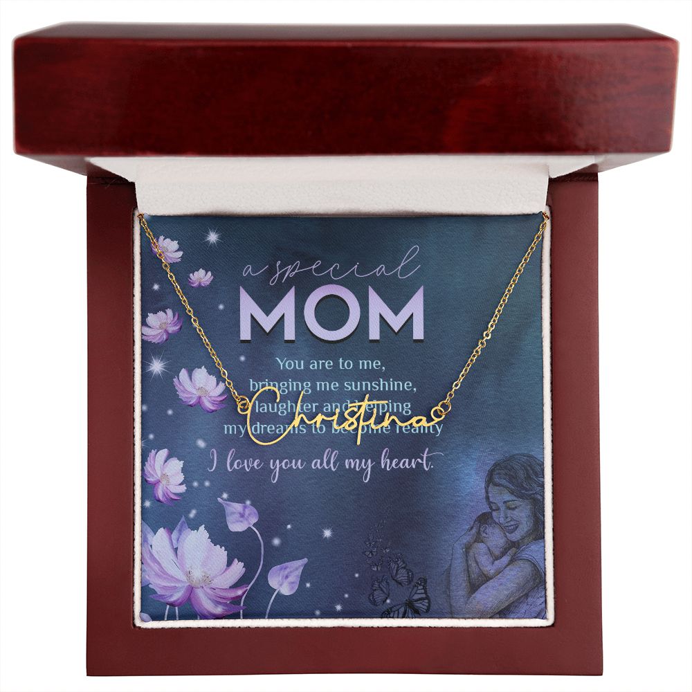 A special MOM necklace